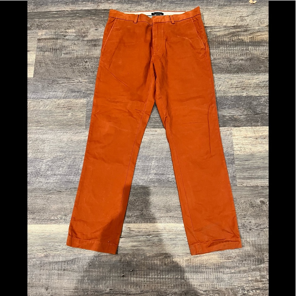 Banana Republic Aiden Chino Size 33X32